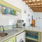 Сasa de vacaciones Casas Con Piscina Compartidas Garaje Y Wi-fi *