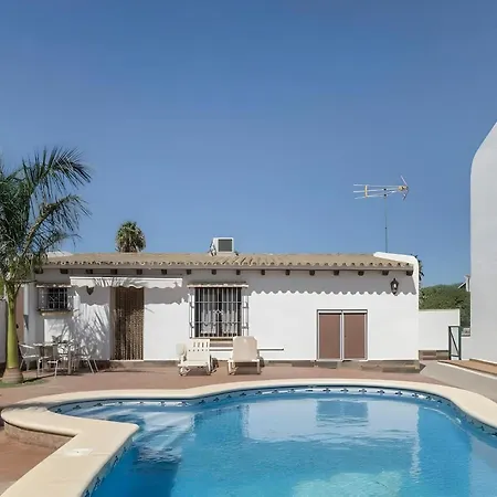 Casas Con Piscina Compartidas Garaje Y Wi-fi Holiday home