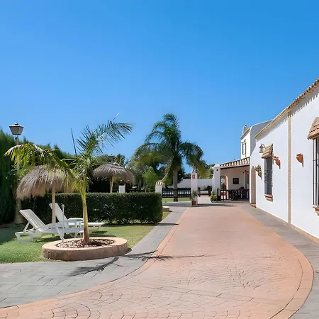 Casas Con Piscina Compartidas Garaje Y Wi-fi Сasa de vacaciones *