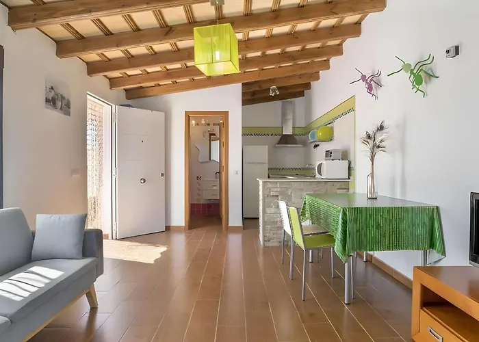 Casas Con Piscina Compartidas Garaje Y Wi-fi בית נופש קוניל דה לה פרונטרה