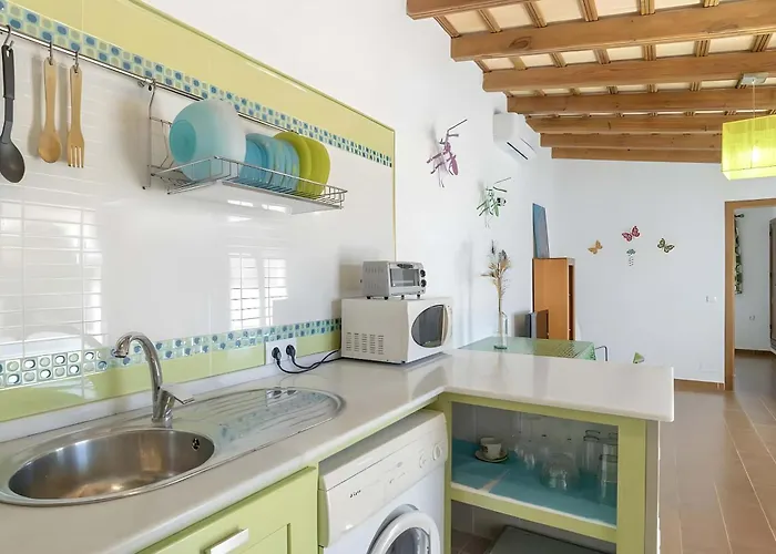 Prázdninový dům Casas Con Piscina Compartidas Garaje Y Wi-fi *